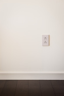 wall-plug-in-empty-room